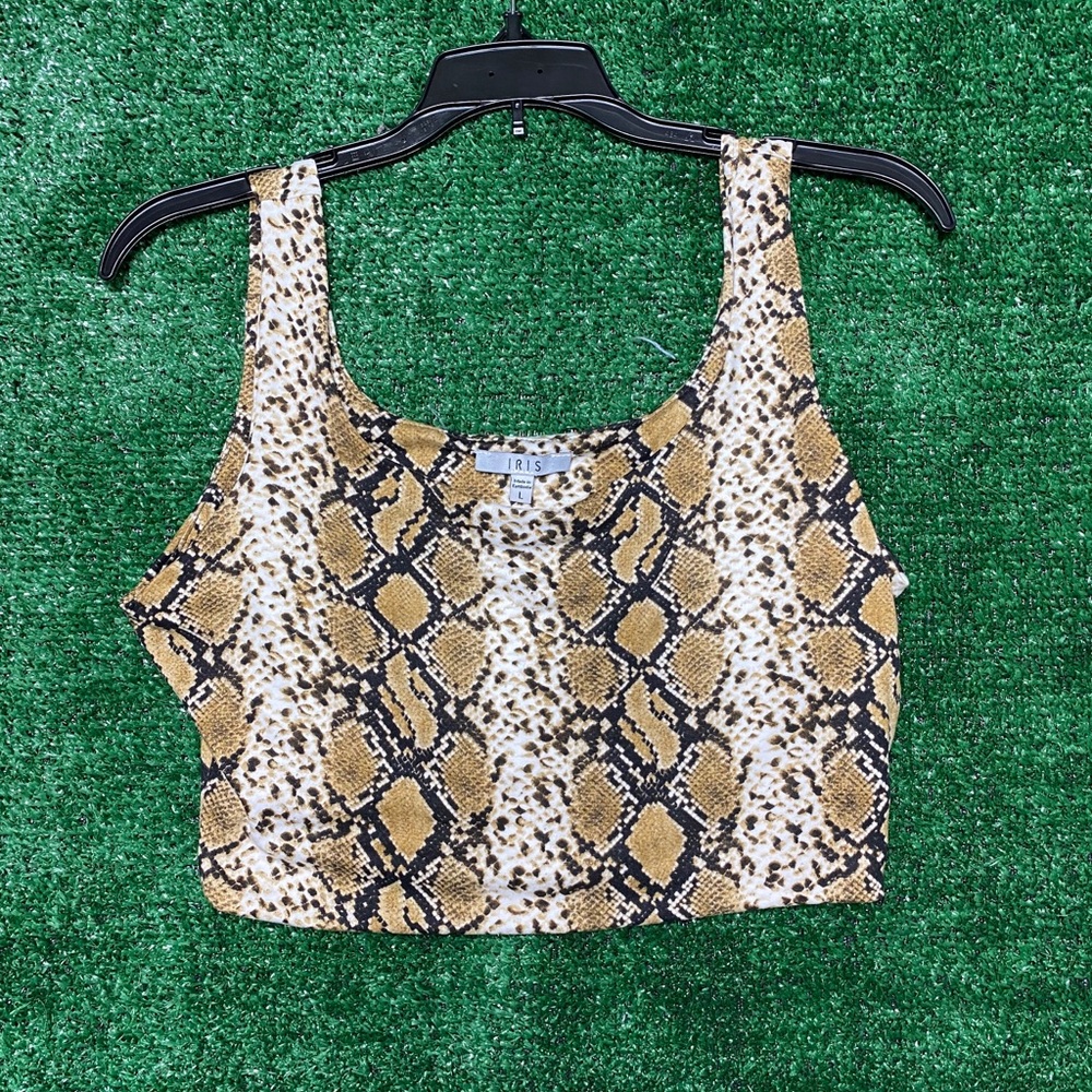 Iris snake top